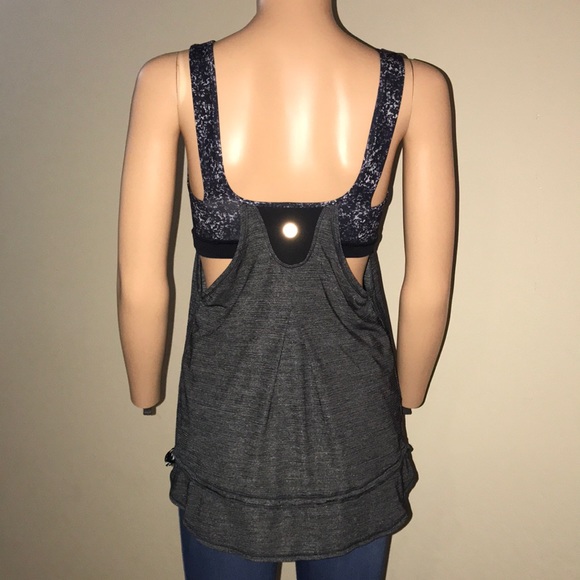 LuluLemon tank top - Picture 3 of 6